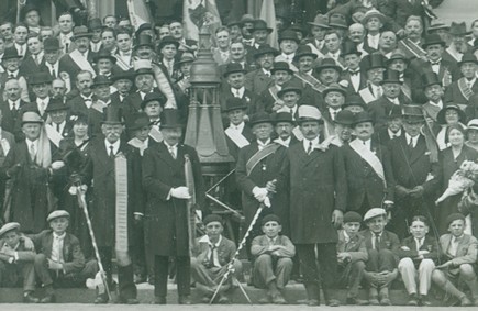 L’arrivée du chef-d’œuvre à l’hôtel de ville de Tours en 1931