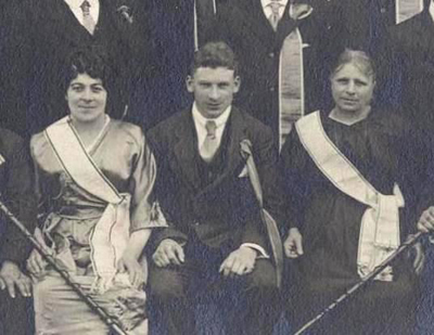 Mme GOURRAUD à gauche et Mme LEGEAY à droite