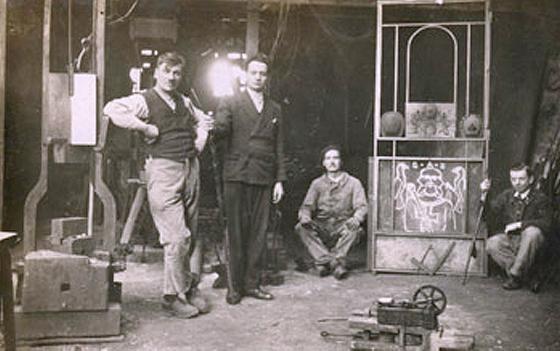 Abel Boyer in his workshop in Asnières in 1932 