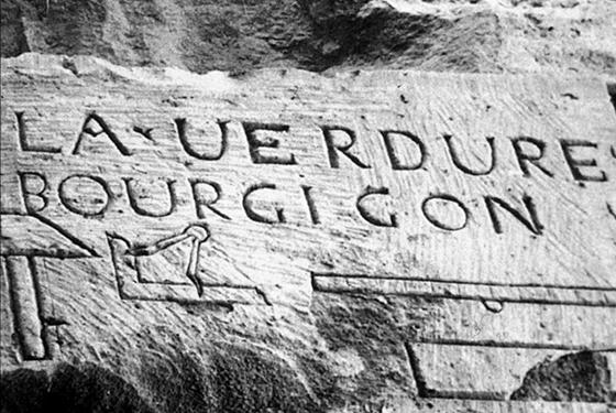 Stonemason’s graffiti, Nîmes.