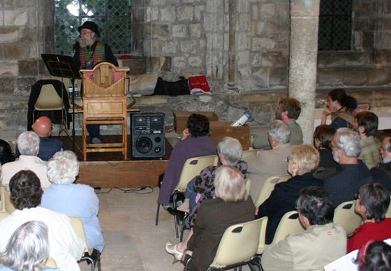 Conference in the chapter room of Celliers Saint-Julien.